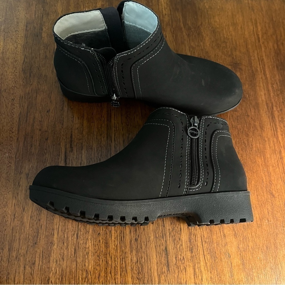 New!!Women’s J Sport Jenna Boots - Picture 11 of 11